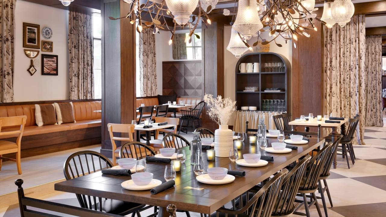 Why Choose Hamilton Hotel for Your Stay